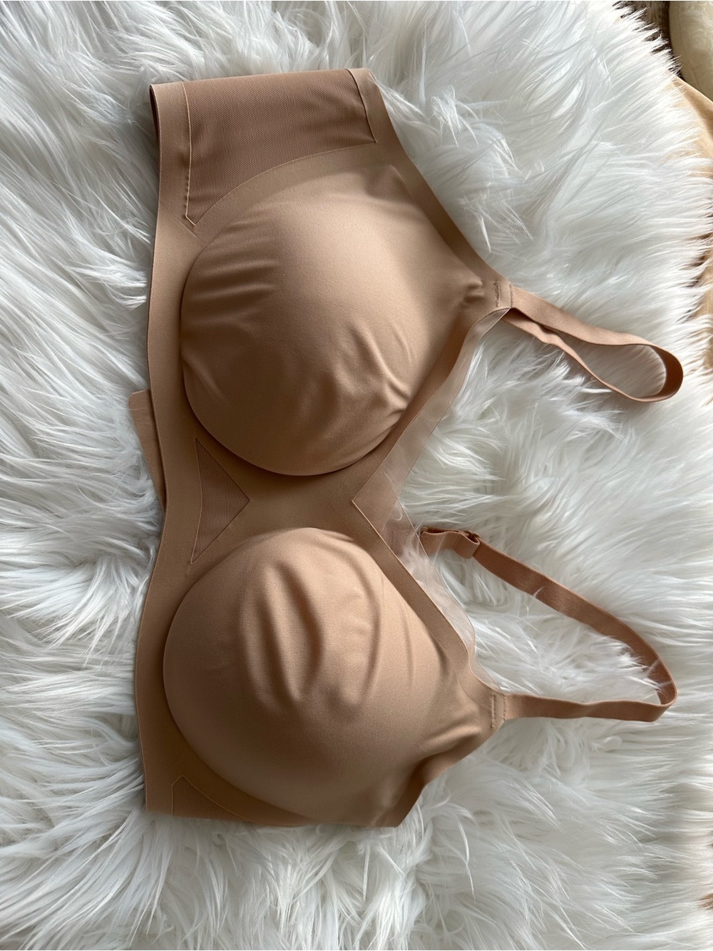 Seamless Nude T-Shirt Bra - Invisible Support